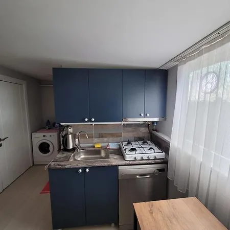 Ince Twors Apartment *
